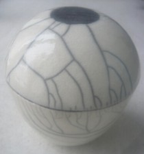 Luca Leandri Vase / Dose Raku