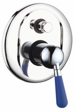 UP-Wannen-u. Brausearmatur