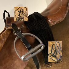 Holzpferde Sattel Set  Trense Halfter Spielsattel Komplett Klein Leicht Leder