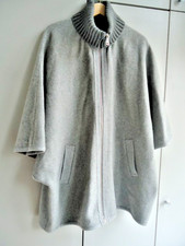 Neuwertiger eleganter Fuchs & Schmitt Poncho, Cape grau, Gr. 48