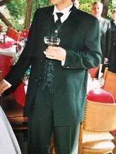 Anzug Herren: Hose, Gehrock inkl. Weste, Hemd und Krawatte (Plastron) Hochzeit