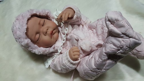 Baby rosa schlafend von - baby,
