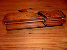 Profilhobel aus Holz aus