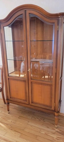 Vitrinenschrank und anrichte - vitrinenschrank,