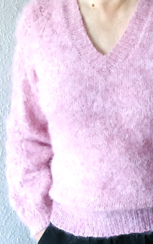 Handgestrickter pullover aus - handgestrickter,