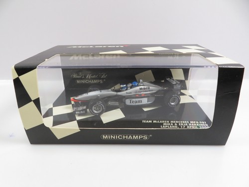 Minichamps 530984378 - 1:43,