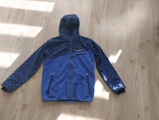 Blaue Softshelljacke