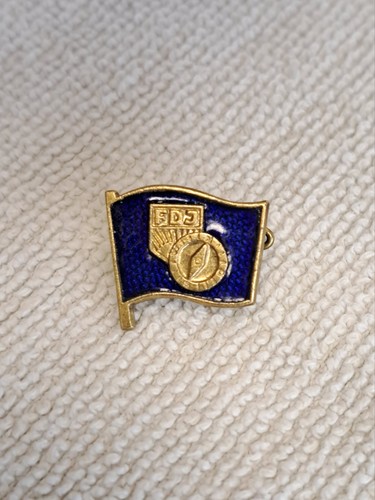 Ddr fdj pioniere abzeichen - ,