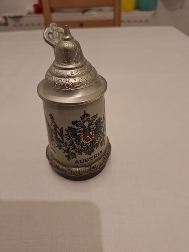 Kleiner bierkrug mit - kleiner,