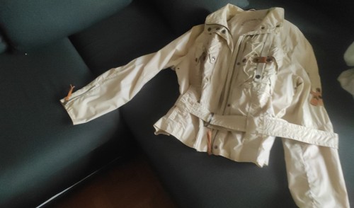 Kurze jacke mit gürtel - kurze,