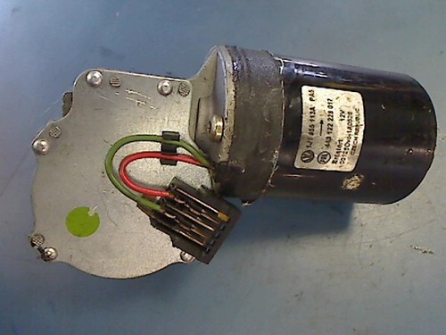 Scheibenwischermotor vorne - scheibenwischermotor, vw