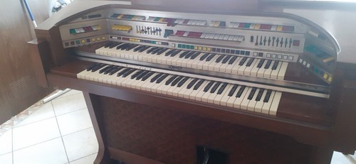 Orgel lowrey celebration magic - lowrey,
