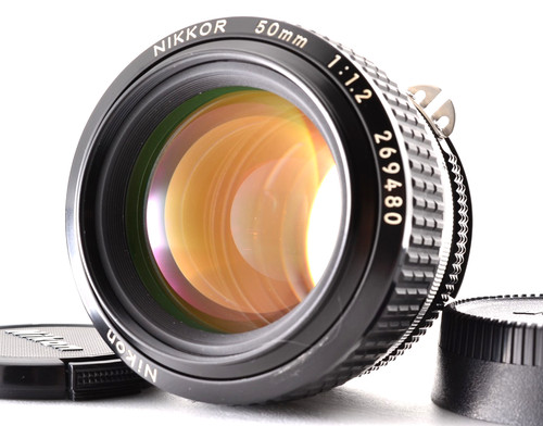 Near mint nikon nikkor - nikon,