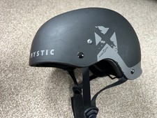 Mystic MK8 X Wassersport Wakeboard Kite Kajak Helm