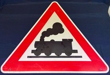 Originales Verkehrsschild von einem unbeschr. DB-Bahnübergang -84 cm Kantenlänge