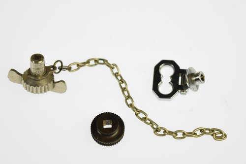 Kleine aufzugschlüssel mit - kleine,