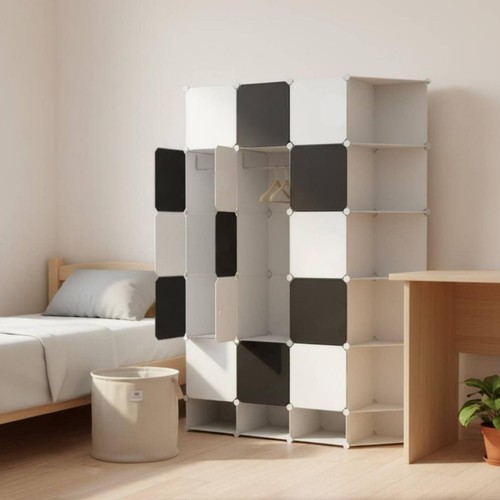 Kleiderschrank aus