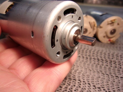 Motor 230v - dc,