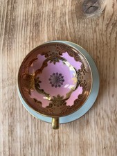 Antike Teetasse mit Untertasse