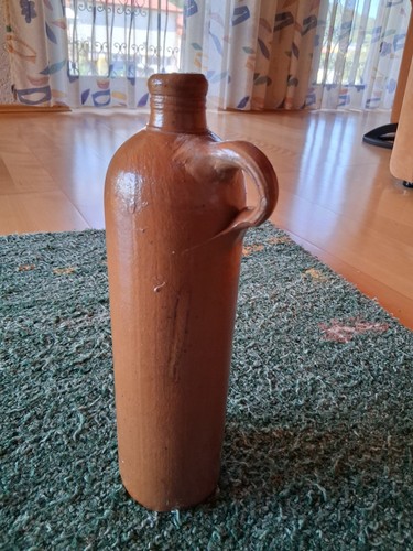 Gut erhaltene steingut flasche - gut, steingut-flasche