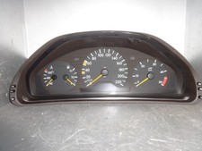 Mercedes w210 e290td tacho - mercedes,