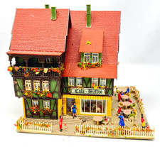 Vollmer 43695 H0 Café-Bistro Haus Fachwerkhaus ca. 17 x 13 x 14,5 cm H0 HO 1:87