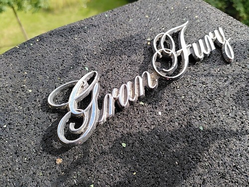 Emblem plymouth grand fury - grand,