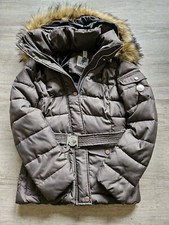 Schöne warme Winterjacke von