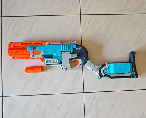 Nerf zombie strike sledgefire - nerf,