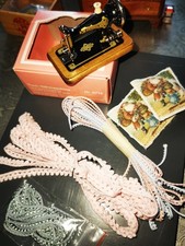 Bodo Hennig Tisch Nähmaschine