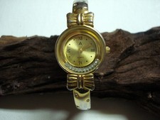 Vintage Avon Quarz Damen Uhr Spangenuhr Armbanduhr