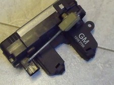 Stellmotor ZV incl. Schloß Opel Vectra C, Signum hinten links 13157758  GM