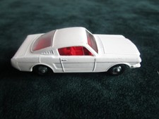 LESNEY MATCHBOX Ford Mustang Nr 8 Patent Pending England wohl unbespielt