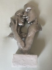 Formano Büste Paar auf Sockel Liebespaar Figur aus Kunststein 31 cm in Deko Silb