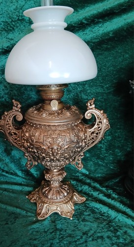 Antike petroleumlampe - antike,