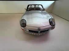 BMW Z8 James Bond Edition Modellauto – Kyosho 1:18 – Sammlerstück