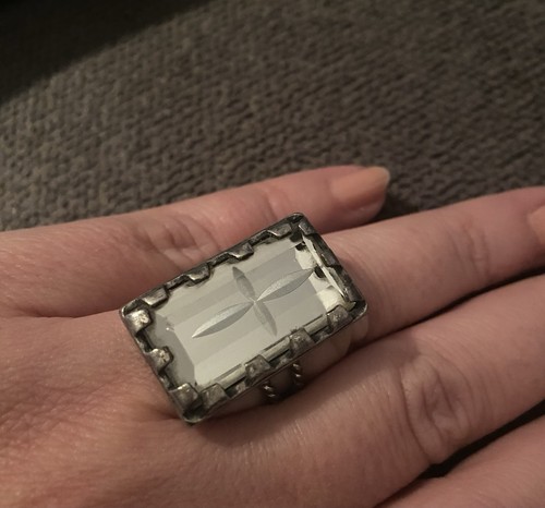 Extravaganter konplott ring - extravaganter,