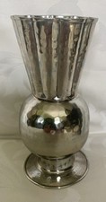 edle silberne Vase elegante Blumenvase silberfarben mit Hammerschlag Struktur