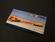 kibri 13582 Bausatz MB Zugmaschine mit Tiefbettauflieger "Wiesbauer" H0 1:87