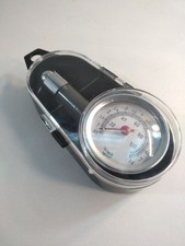 Reifendruckprüfer mit