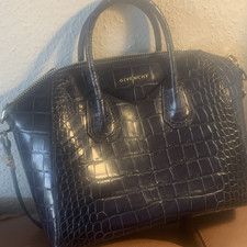 Givenchy Antigona Bag Medium