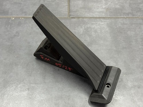 Gaspedal 6852644 bmw - e90, e91
