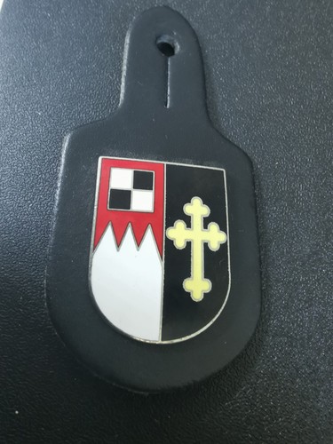 Brustanhänger