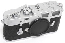 Leica M3 body chrome 35mm rangefinder camera full working