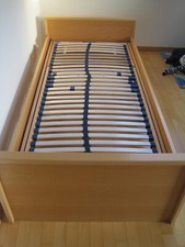 HAUSHALT / MÖBEL / BETT + LATTENROST / HÜLSTA / "BONNY" / BUCHE / GEBRAUCHT