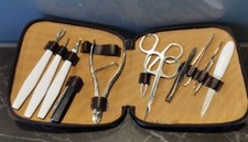 SET 11 tlg. Maniküre-Etui Nagelzange Nagelpfeiler Herren Damen Leder Edelstahl