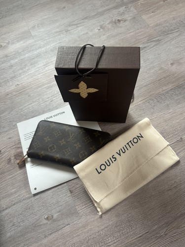 Louis vuitton zippy - vuitton, monogram