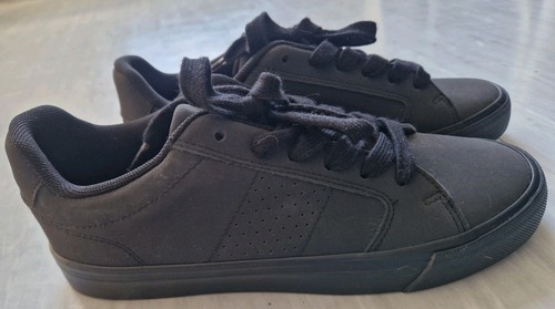 Neu tolle schwarze sneakers - neu,