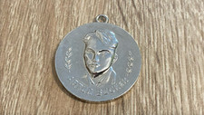 DDR Medaille Orden Anhänger FDJ Artur Becker