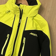 Musto BR2 Jacke Herren Große